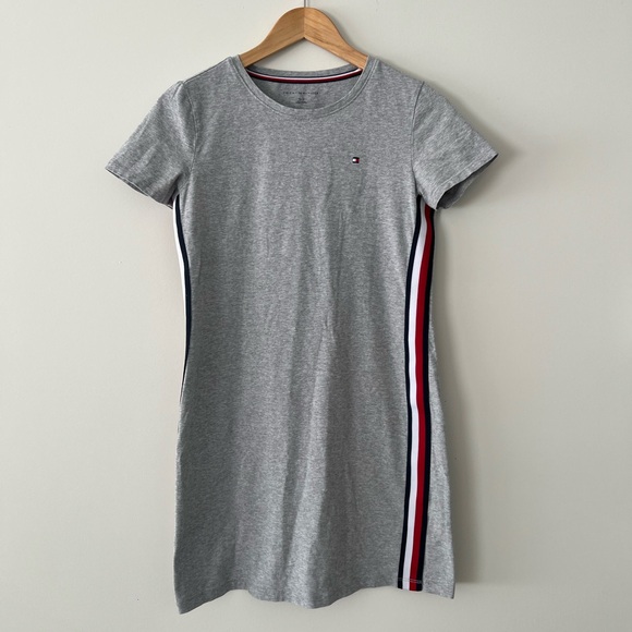 Tommy Hilfiger Mini T-Shirt Dress - Picture 2 of 5